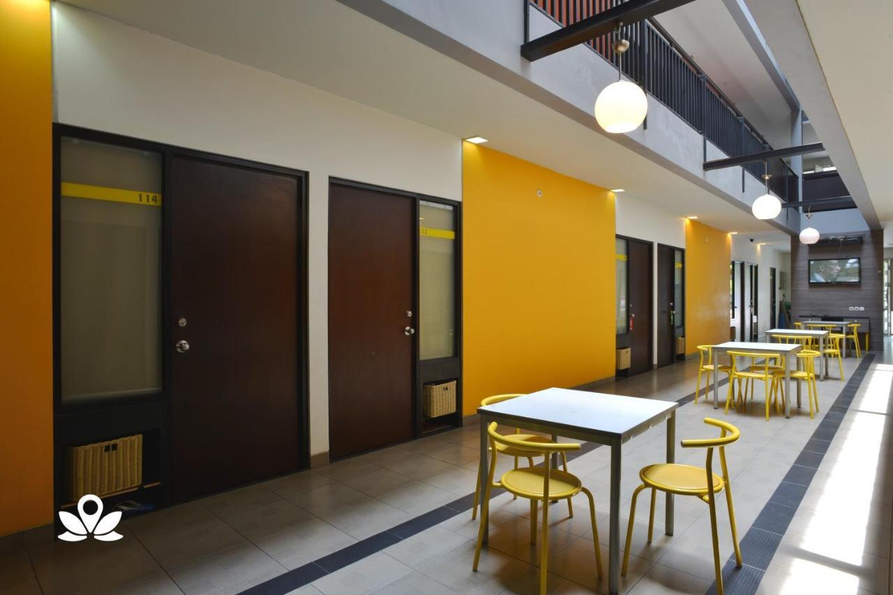 Zen Rooms Setiabudi Barat Jakarta Exteriér fotografie